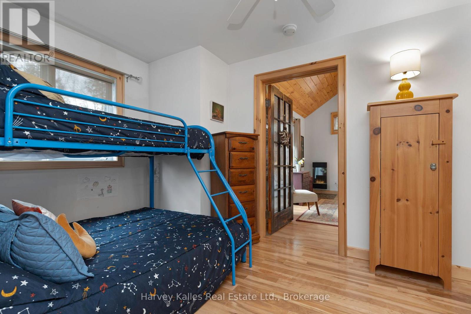 1114 Bruce Lake Drive, Muskoka Lakes, Ontario  P0B 1G0 - Photo 13 - X12097371