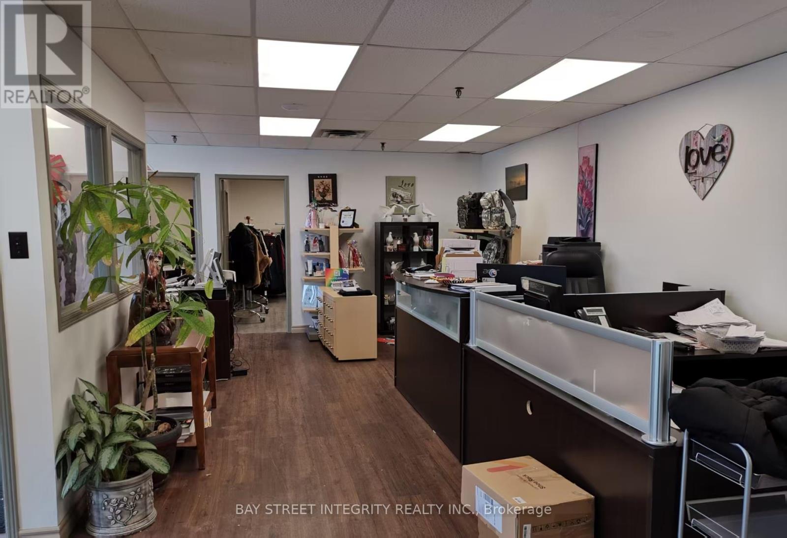 6 & 7 - 80 Bullock Drive, Markham (Bullock), Ontario  L3P 3P7 - Photo 2 - N12097386