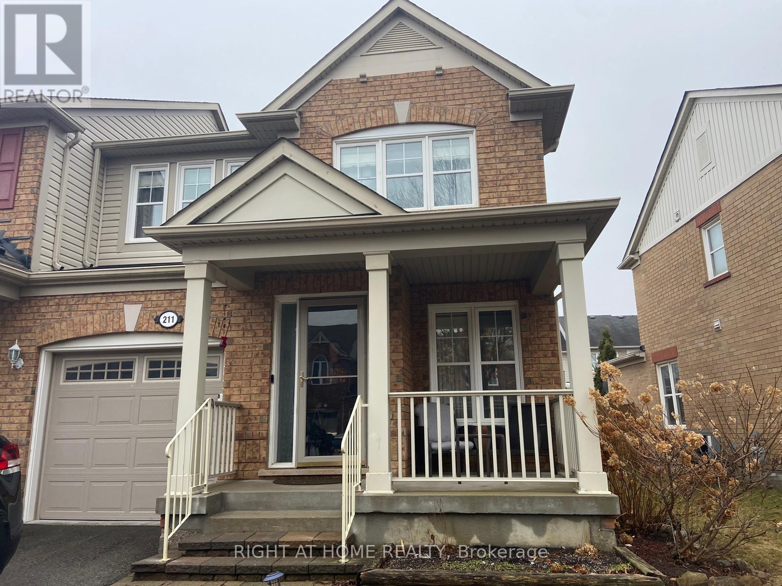 (Main & 2nd Floor) - 211 Chilcott Crescent, Newmarket, Ontario  L3X 3G6 - Photo 1 - N12097407
