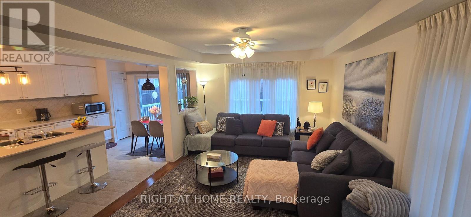 (Main & 2nd Floor) - 211 Chilcott Crescent, Newmarket, Ontario  L3X 3G6 - Photo 3 - N12097407