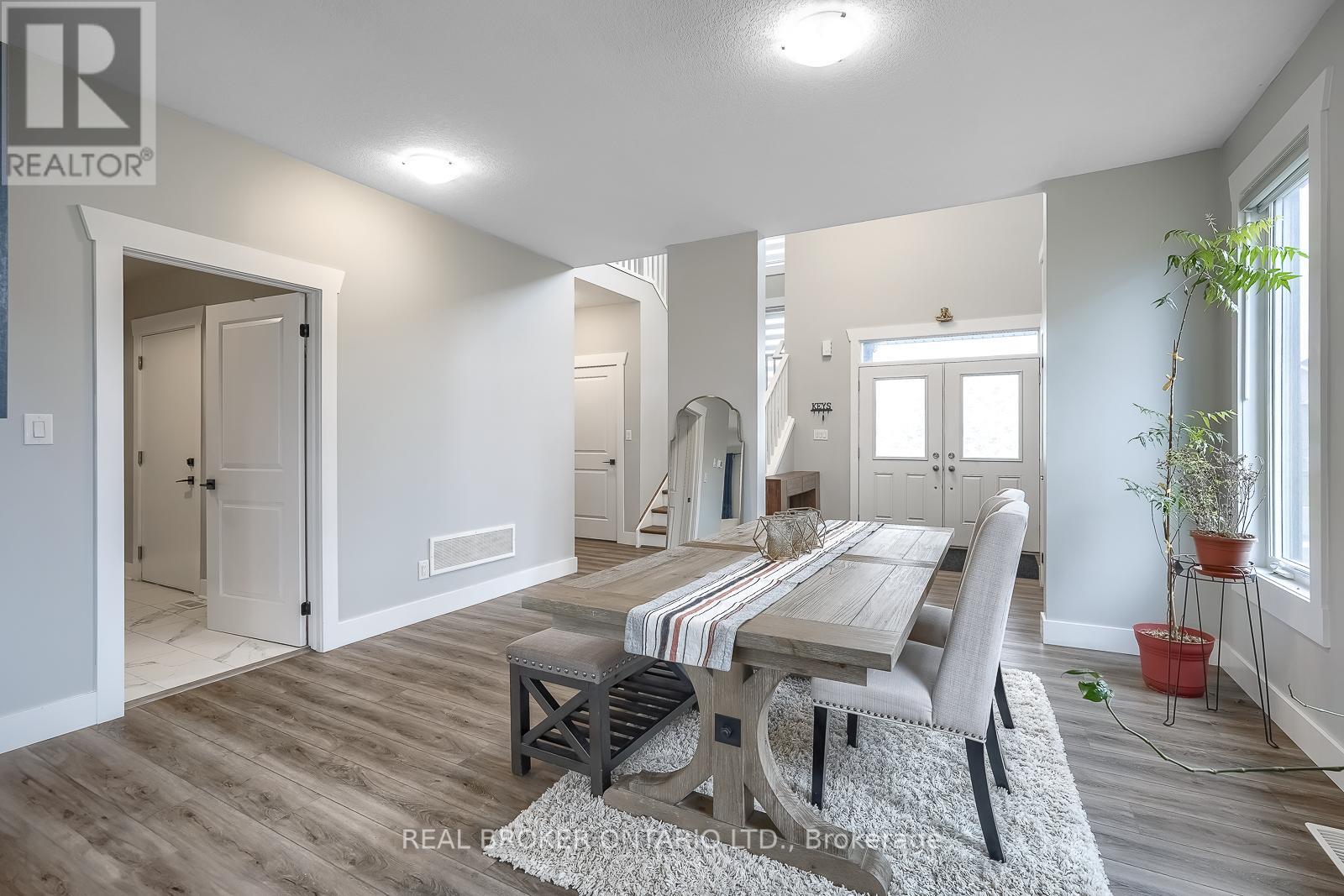 44 Allenwood Road, Springwater, Ontario  L0L 1P0 - Photo 10 - S12097409