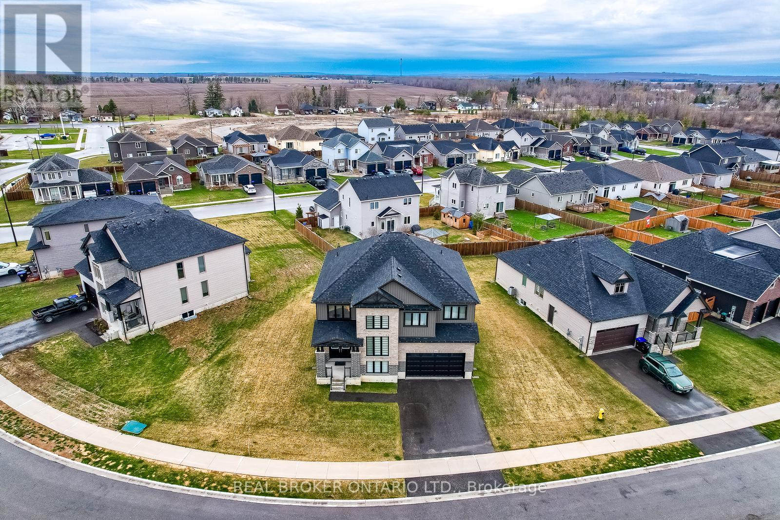 44 Allenwood Road, Springwater, Ontario  L0L 1P0 - Photo 6 - S12097409