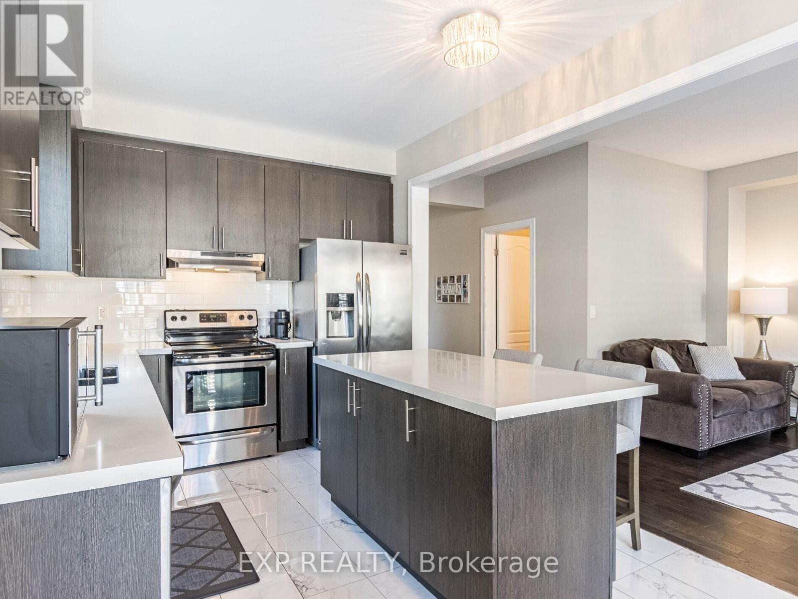 353 Hincks Drive, Milton, Ontario  L9T 8T9 - Photo 12 - W12097397
