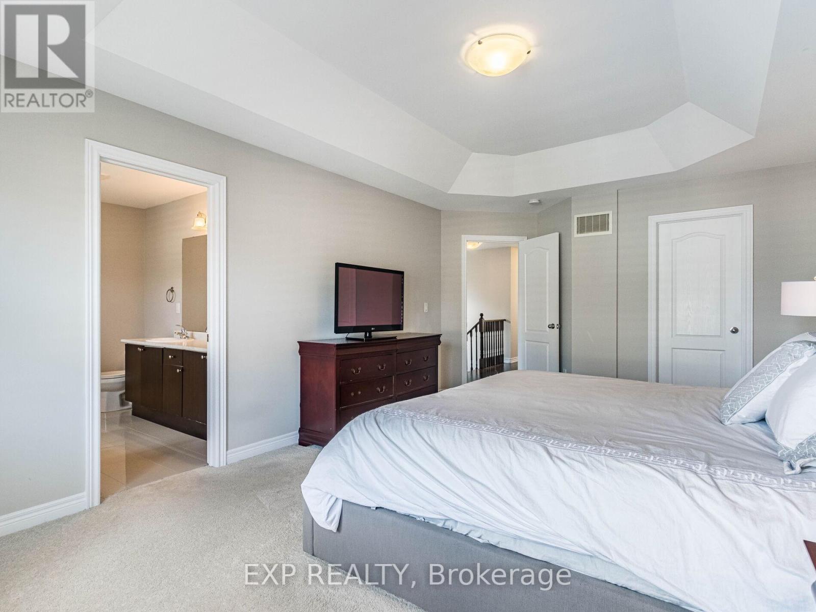 353 Hincks Drive, Milton, Ontario  L9T 8T9 - Photo 25 - W12097397