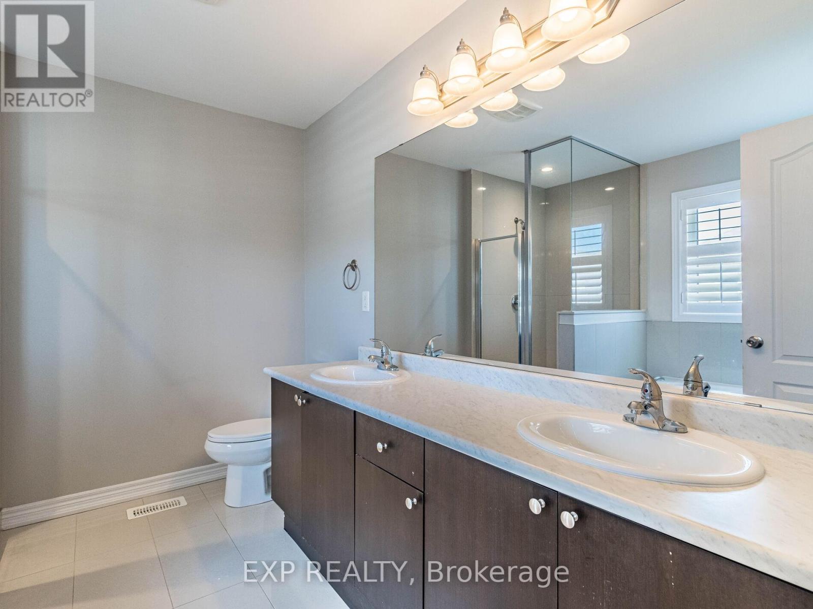 353 Hincks Drive, Milton, Ontario  L9T 8T9 - Photo 26 - W12097397