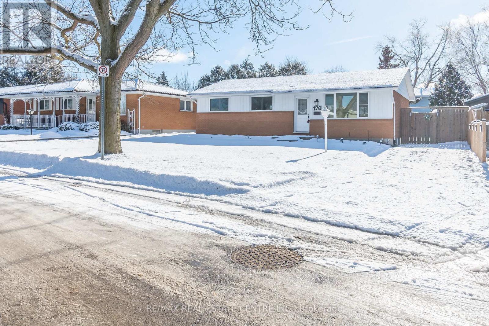 #lower - 176 Wellesley Crescent, London East (East I), Ontario  N5V 1J7 - Photo 1 - X12097400