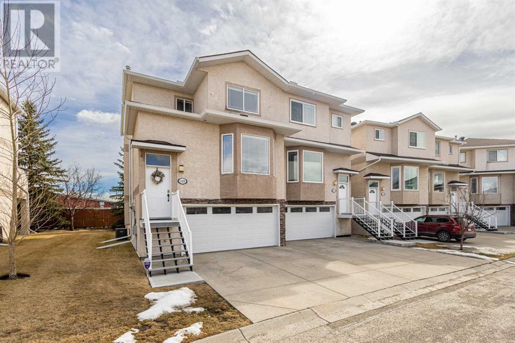 Property at 115 Country Hills Gardens NW image 2