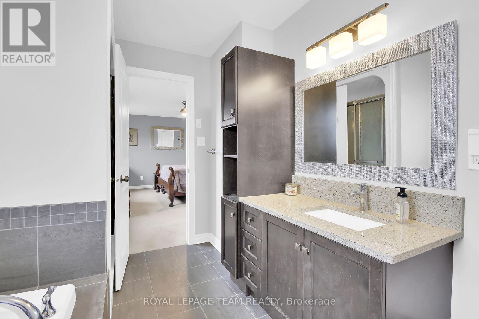 638 Robert Hill Street N, Mississippi Mills, Ontario  K0A 1A0 - Photo 26 - X12097425