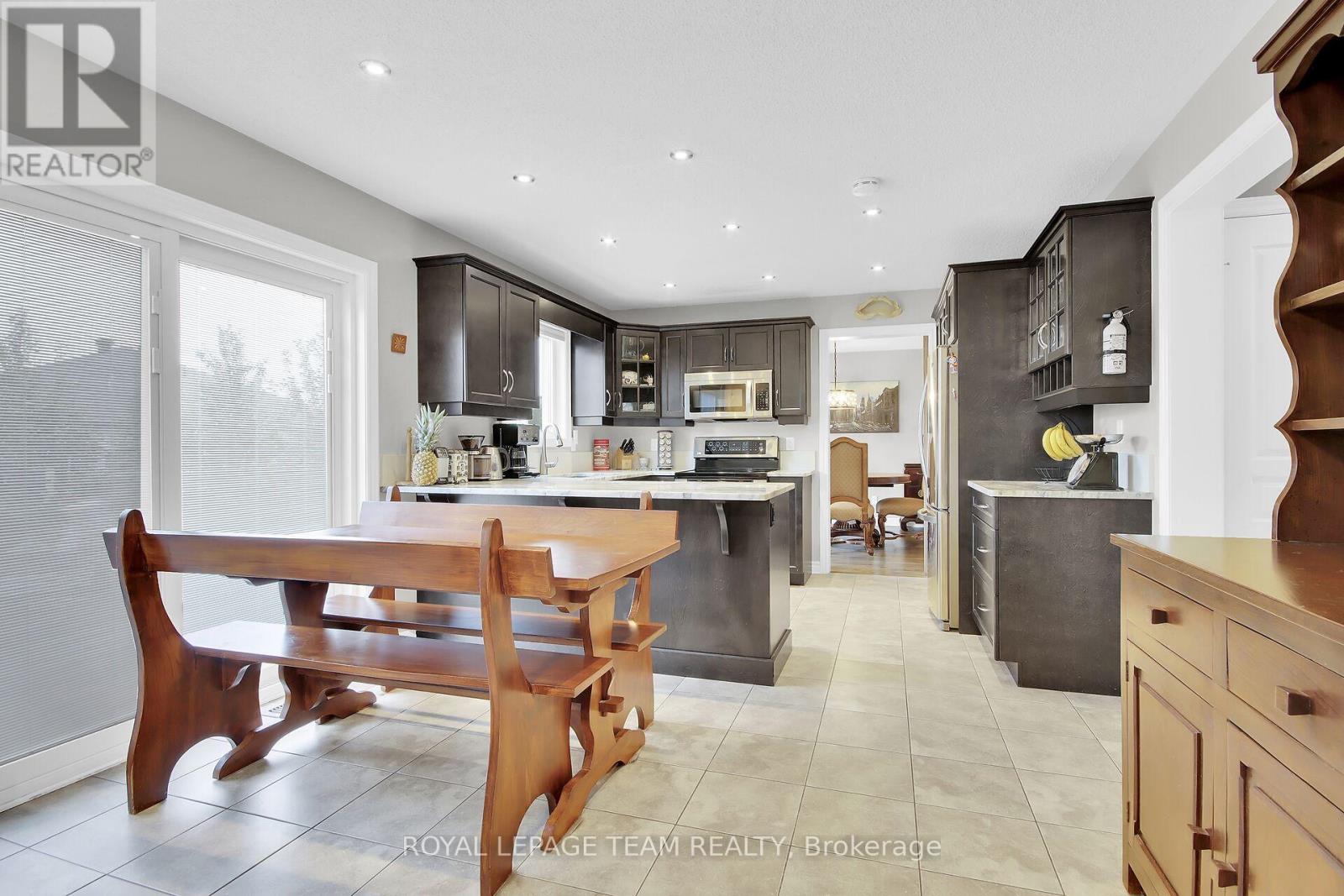 638 Robert Hill Street N, Mississippi Mills, Ontario  K0A 1A0 - Photo 8 - X12097425