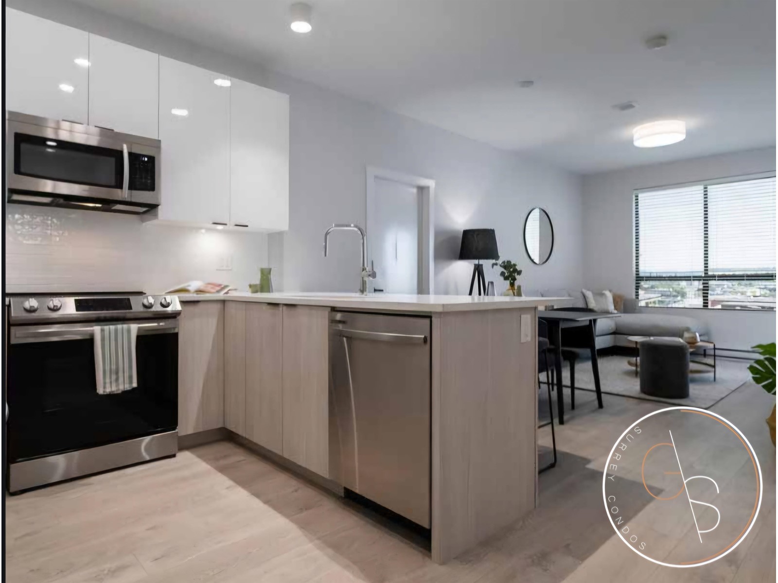 206 13458 95 Avenue, Surrey, British Columbia  V0V 0V0 - Photo 3 - R2992635
