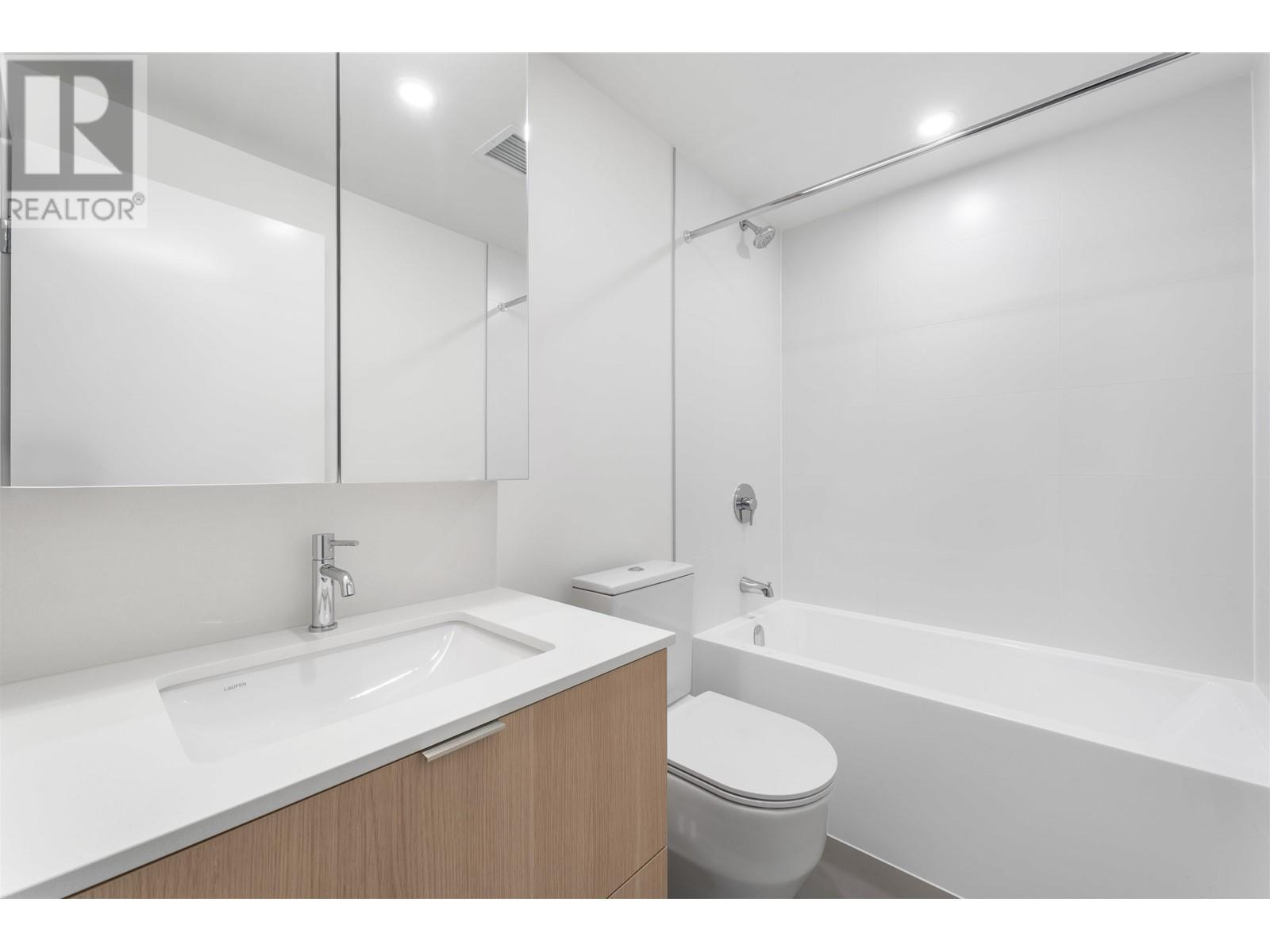 2808 308 Alderson Avenue, Coquitlam, British Columbia  V3K 0J2 - Photo 4 - R2993053
