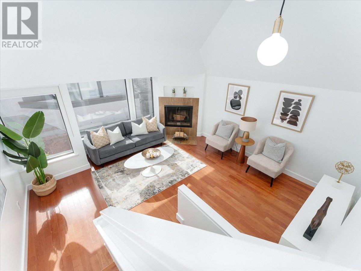 Property at 1732 CYPRESS STREET image 3