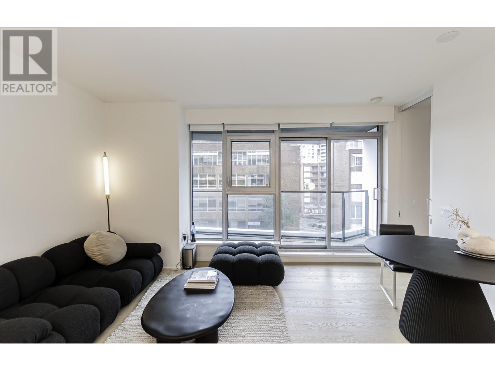606 889 Pacific Street, Vancouver, British Columbia  V6Z 1C3 - Photo 2 - R2993086