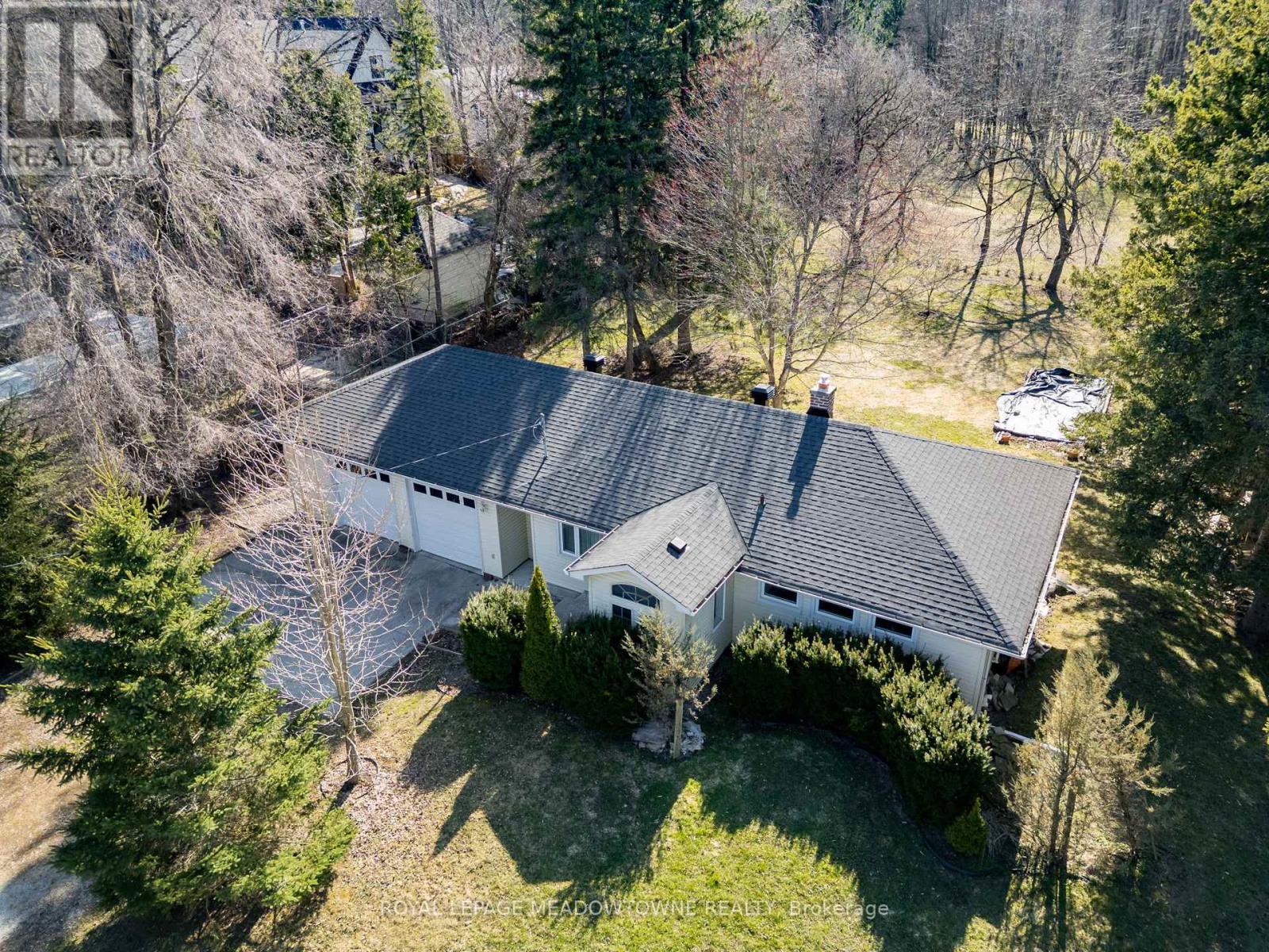 208 MARTIN STREET, King, Ontario