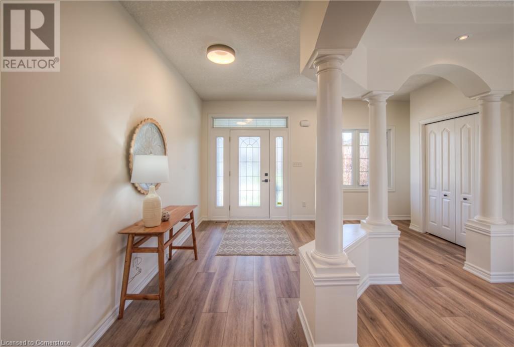 Property at 15 PARKHAVEN Drive image 3