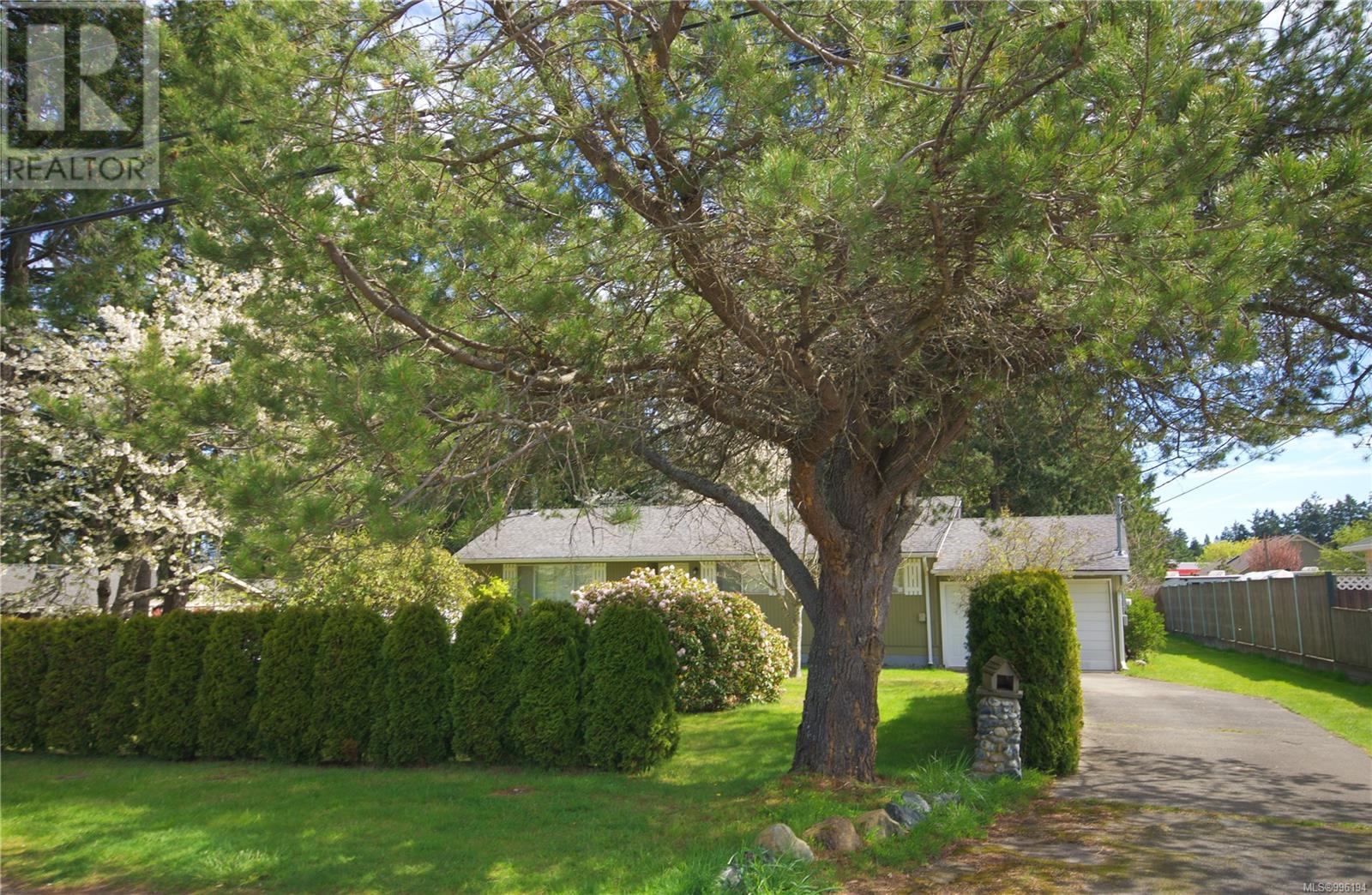 Property at 603 Johnstone Rd image 3