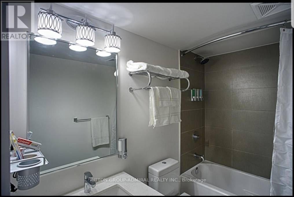 701 - 155 Yorkville Avenue, Toronto, Ontario  M5R 1C4 - Photo 8 - C12097418