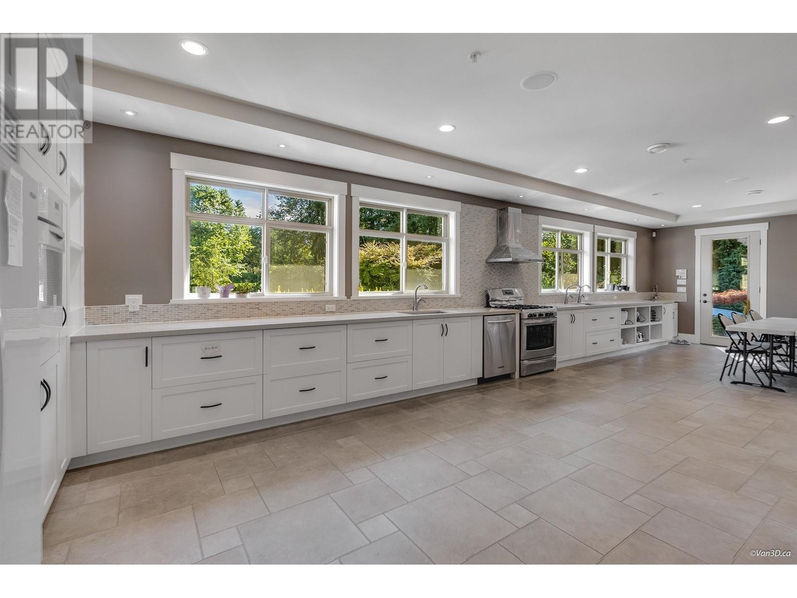 24177 125th Avenue, Maple Ridge, British Columbia  V4R 1L4 - Photo 13 - R2993091