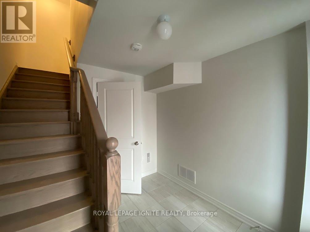 436 Salem Road S, Ajax, Ontario  L1S 0H2 - Photo 4 - E12097424