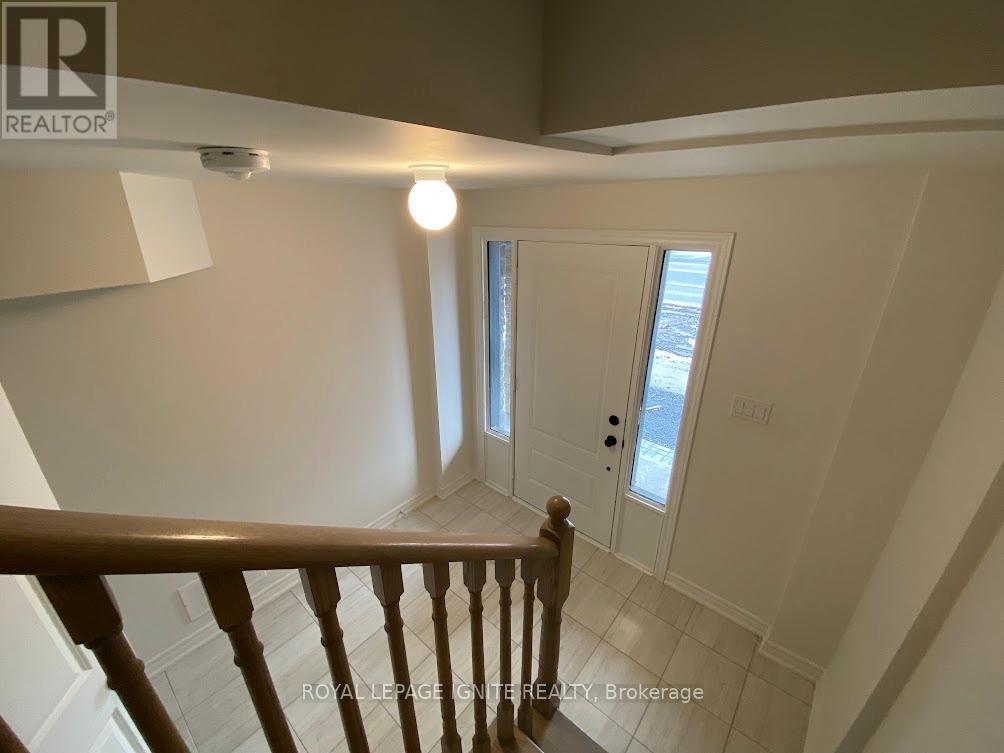 436 Salem Road S, Ajax, Ontario  L1S 0H2 - Photo 5 - E12097424