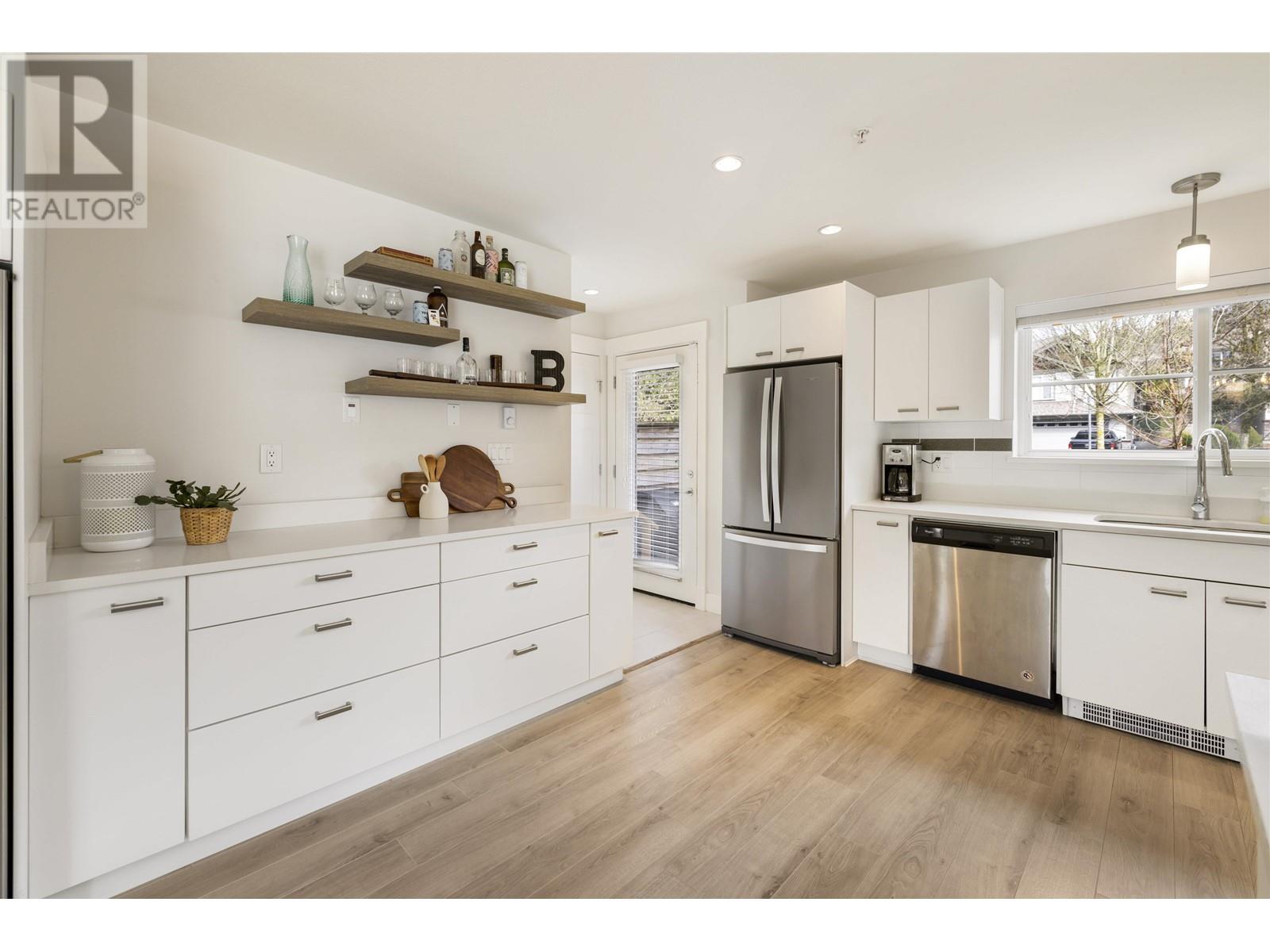 Property at 3 23651 132 AVENUE image 3