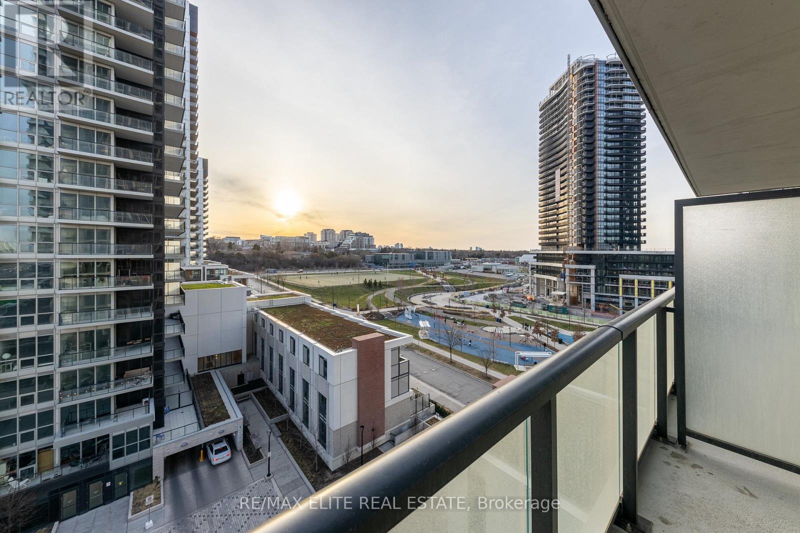 907 - 95 Mcmahon Drive, Toronto, Ontario  M2K 0E4 - Photo 13 - C12081452