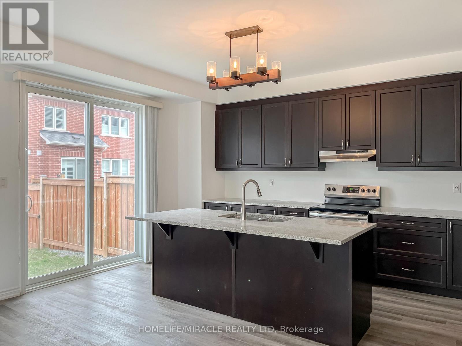 1270 Redbud Garden, Milton, Ontario  L9E 1R8 - Photo 13 - W12094345