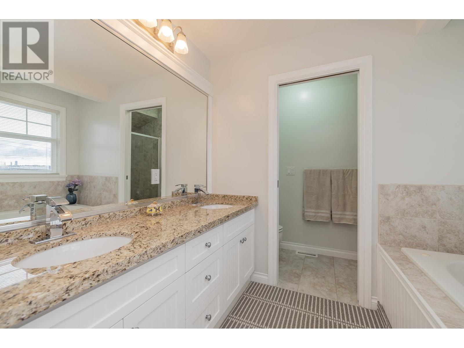 1021 Stewart Avenue, Coquitlam, British Columbia  V3K 2N7 - Photo 30 - R2988421