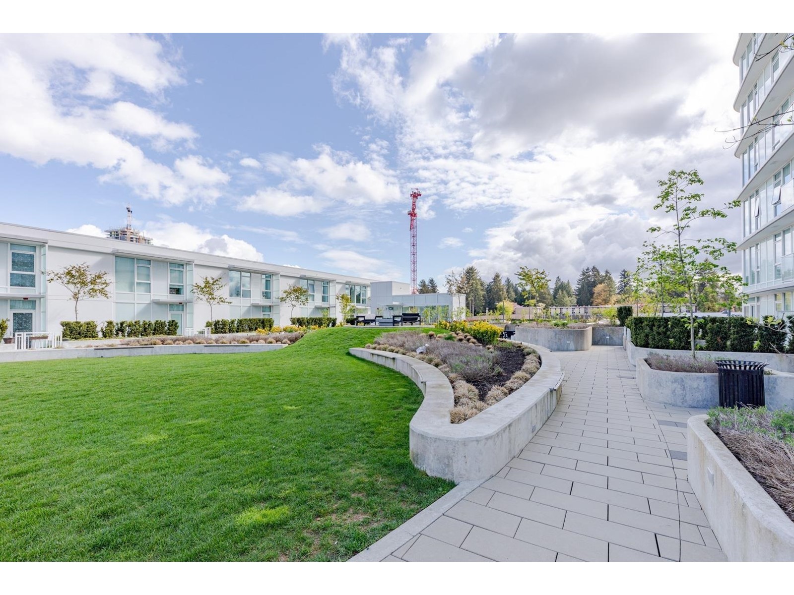 Th205 10225 Whalley Boulevard, Surrey, British Columbia V3T 0S2 - Photo 28 - R2993105