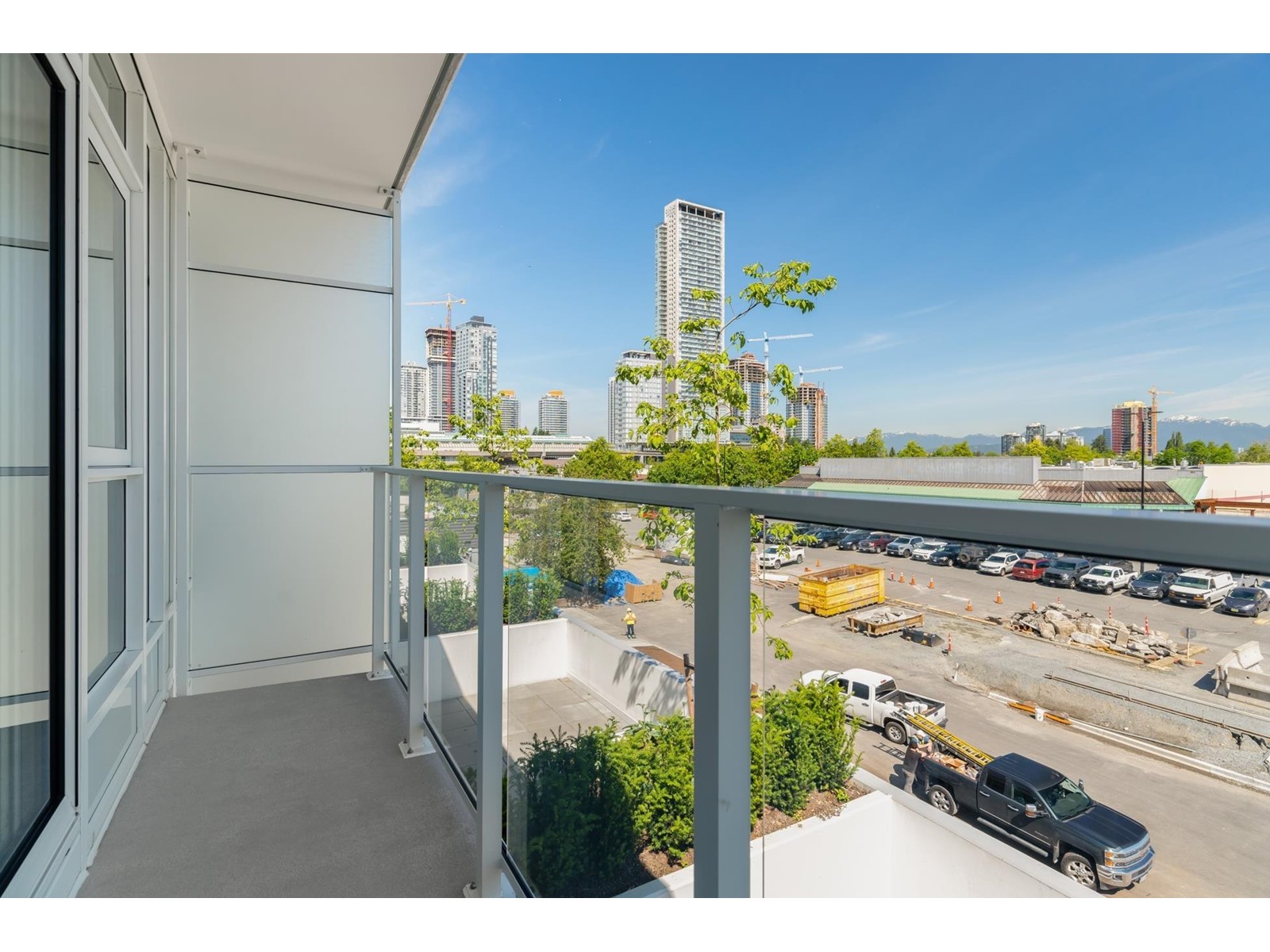 Th205 10225 Whalley Boulevard, Surrey, British Columbia V3T 0S2 - Photo 16 - R2993105