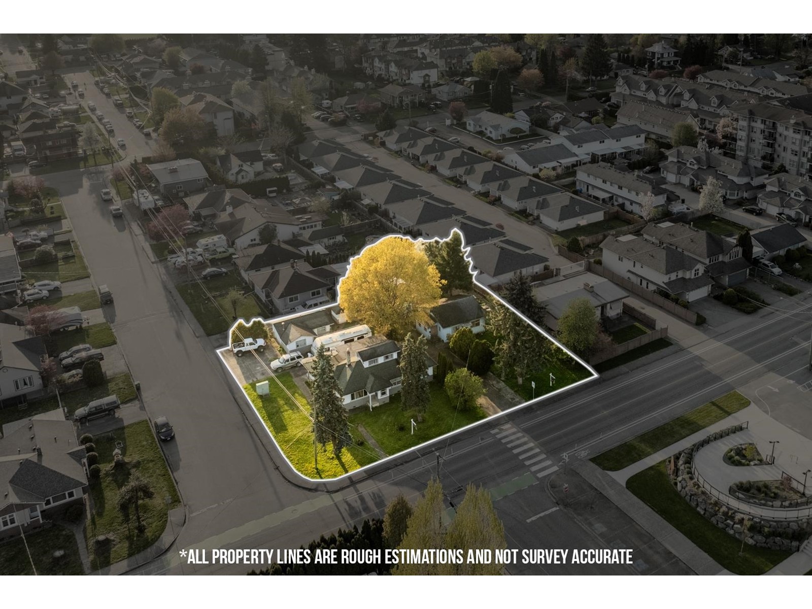 Property at 9405 BROADWAY STREET image 4