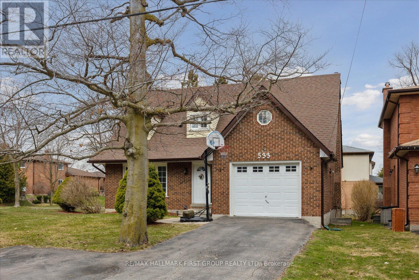 Property at 533 OAKWOOD DRIVE image 1