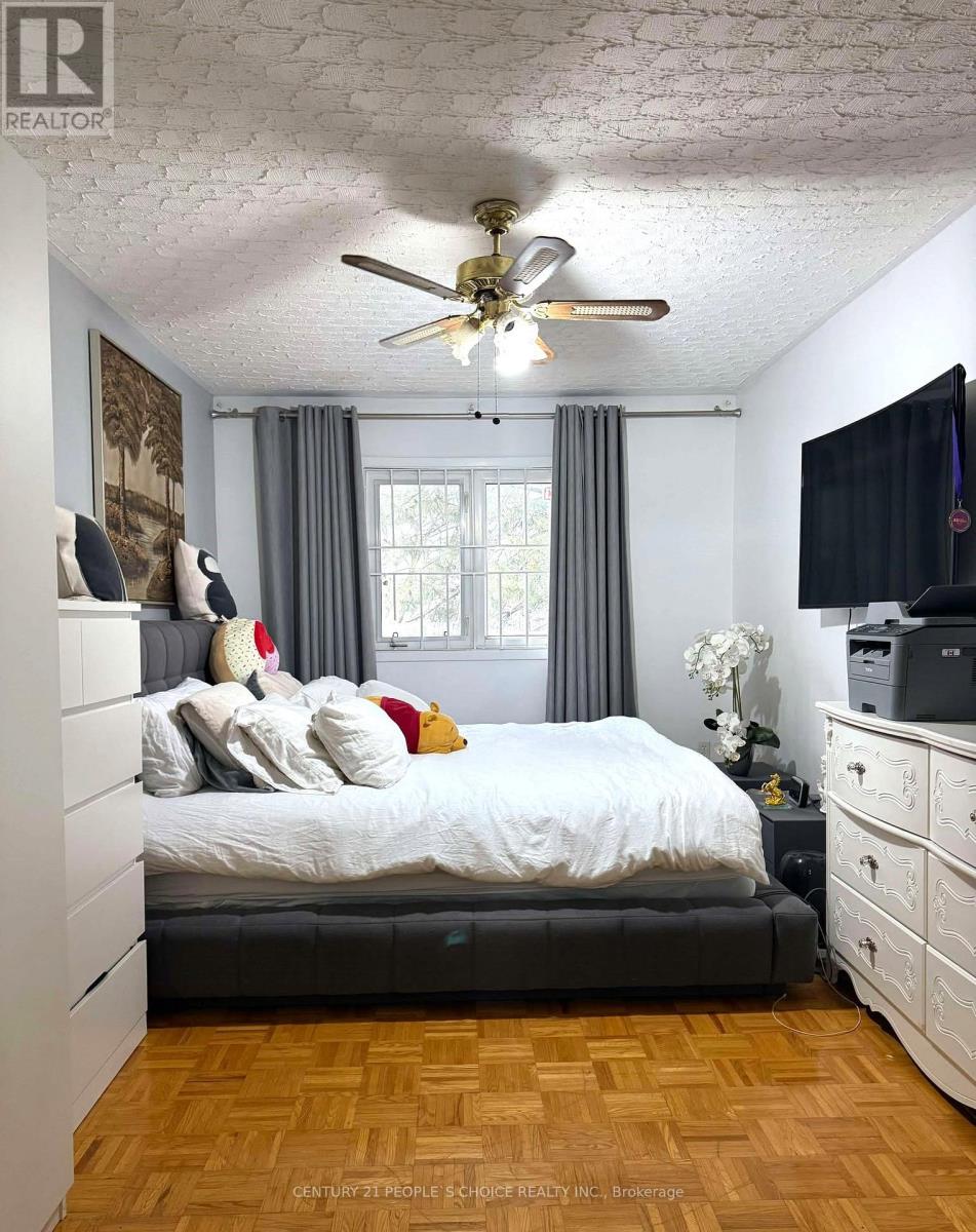 1 - 101 Dundalk Drive, Toronto, Ontario  M1P 4V1 - Photo 12 - E12097472