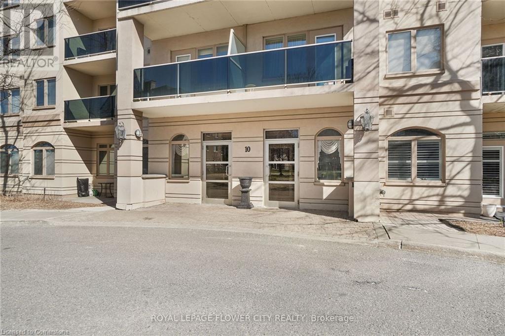 Property at 10 DAYSPRING Circle Unit# 701 image 4