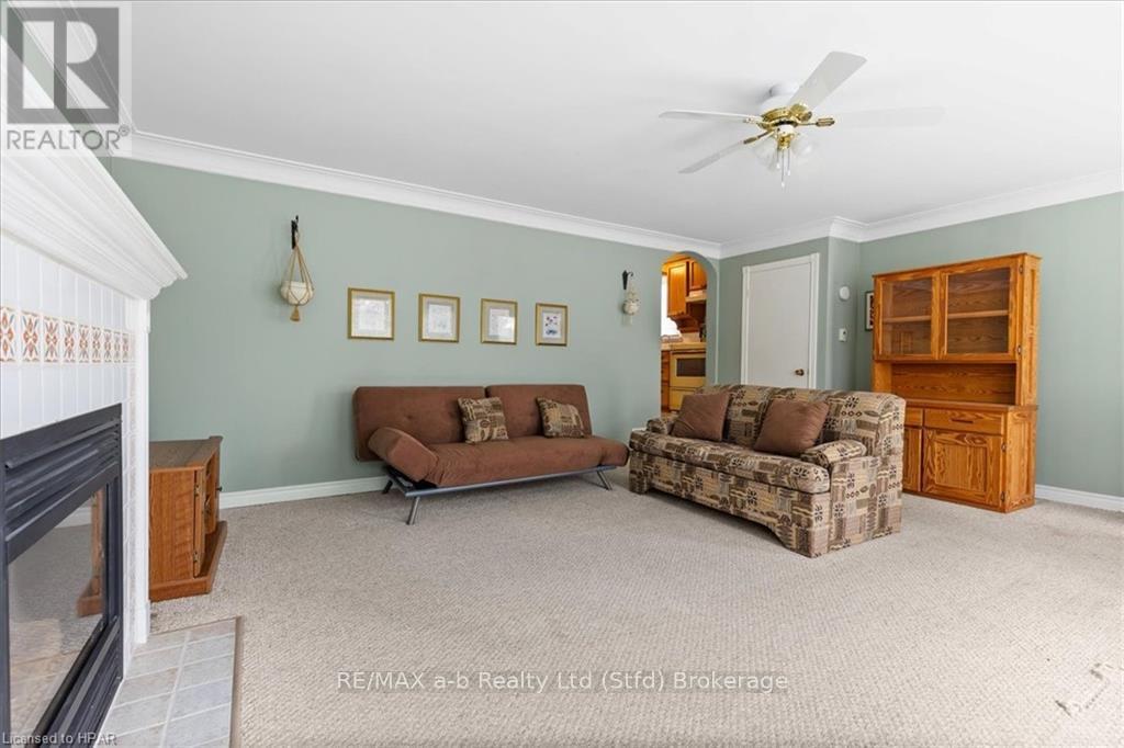 75 Youngs Street, Stratford, Ontario  N5A 1J5 - Photo 15 - X11880220