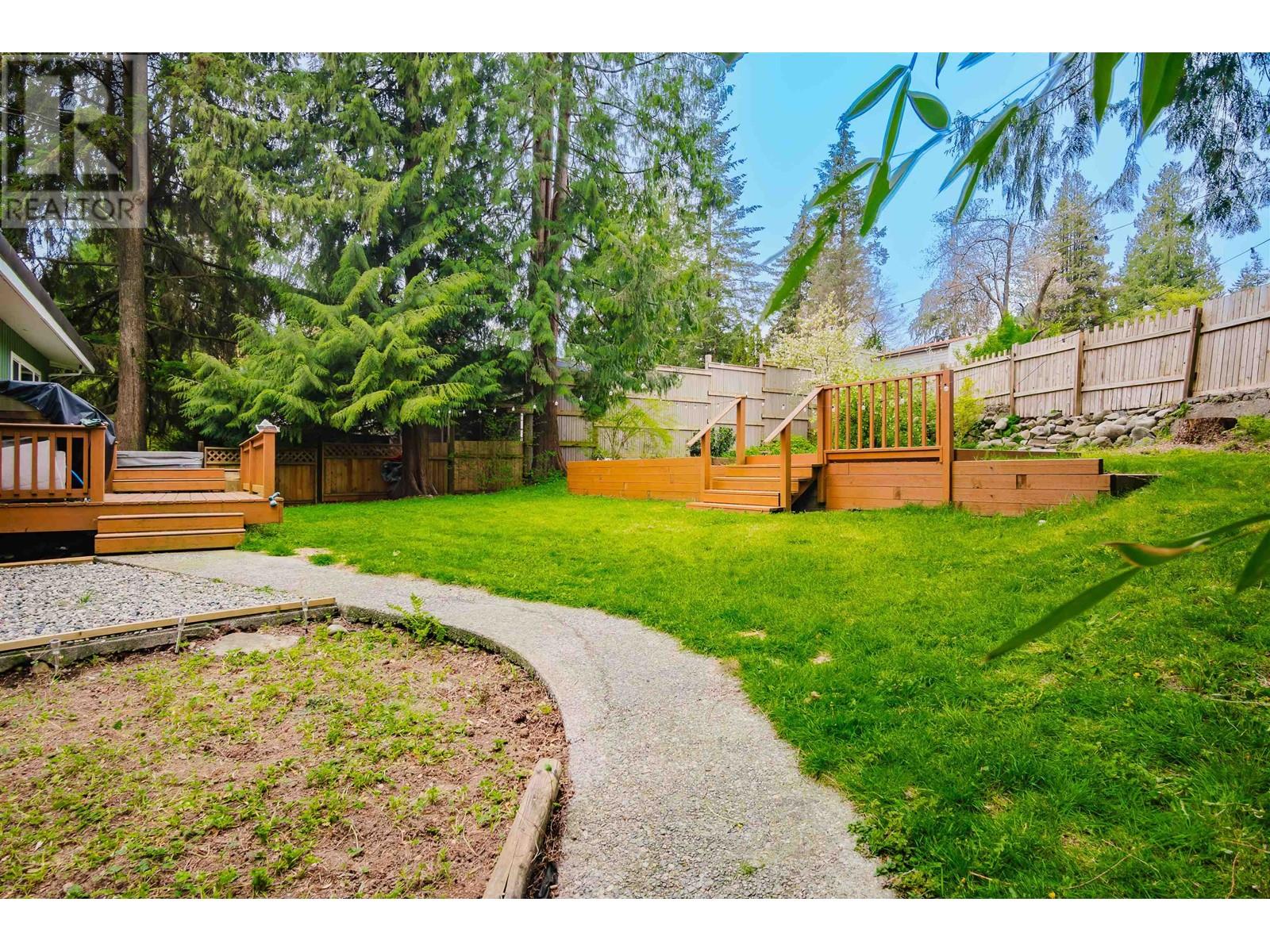 1648 Scarborough Crescent, Port Coquitlam, British Columbia  V3C 2R1 - Photo 29 - R2993082