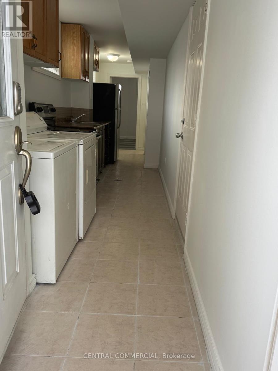 51 Drury Street, Bradford West Gwillimbury, Ontario  L3Z 1W9 - Photo 2 - N12097488