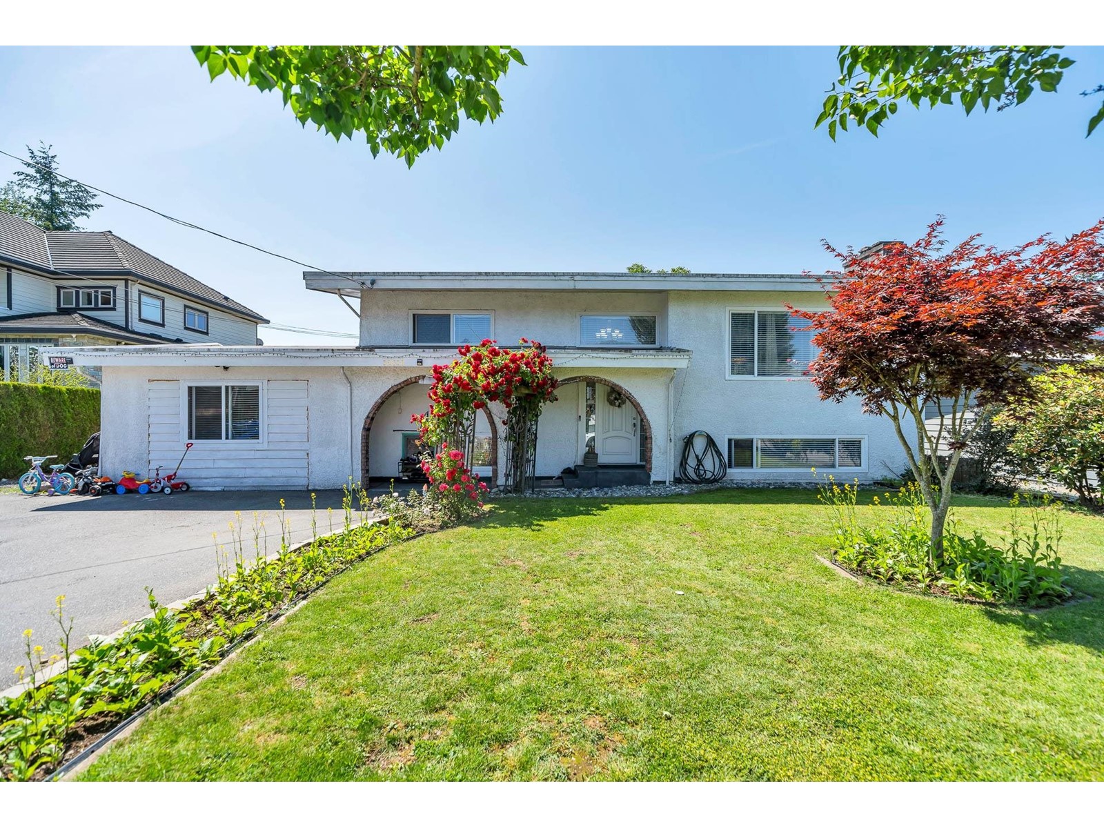 32678 Pandora Avenue, Abbotsford, British Columbia  V2T 3X1 - Photo 2 - R2992290
