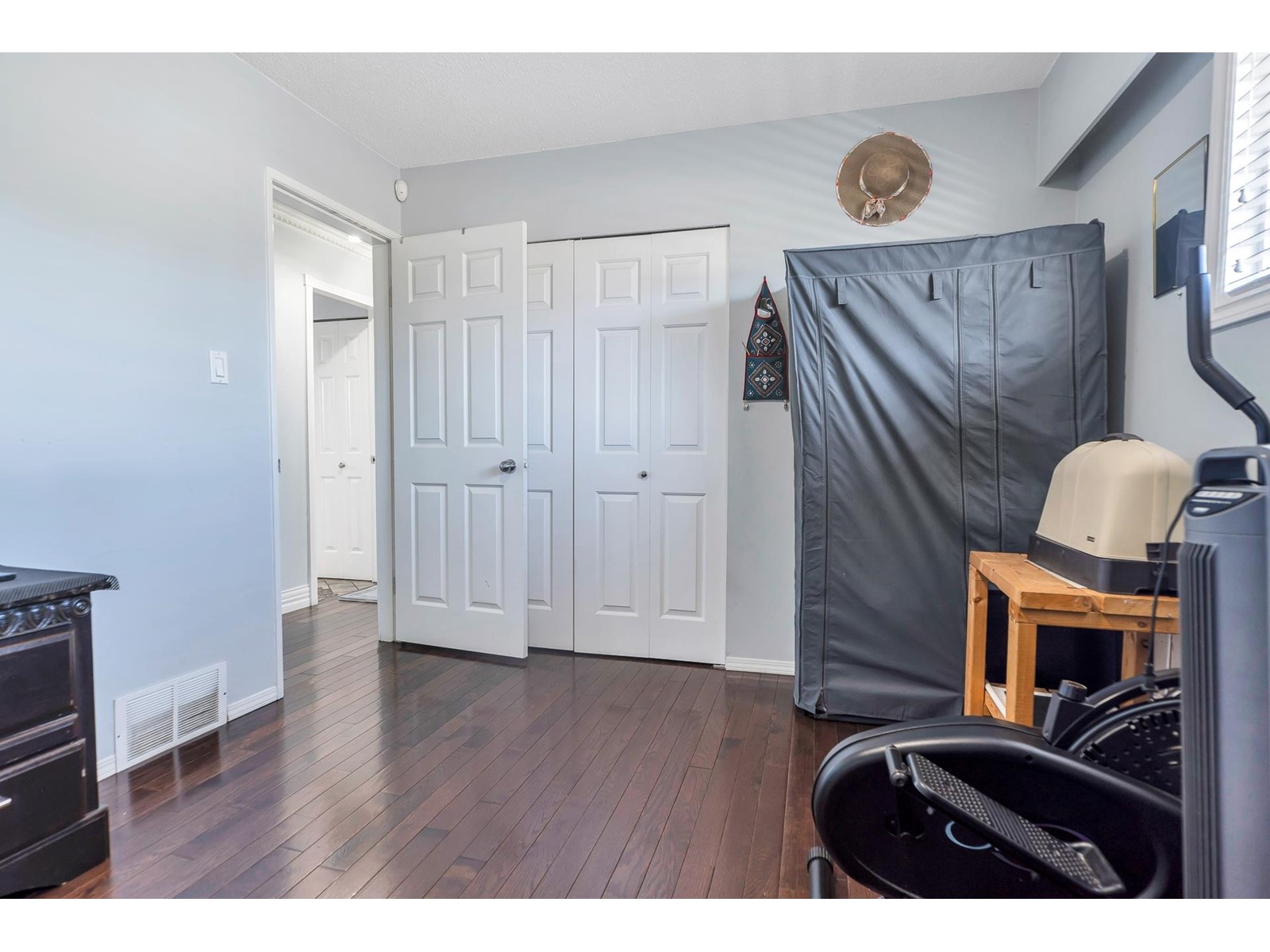 32678 Pandora Avenue, Abbotsford, British Columbia  V2T 3X1 - Photo 14 - R2992290