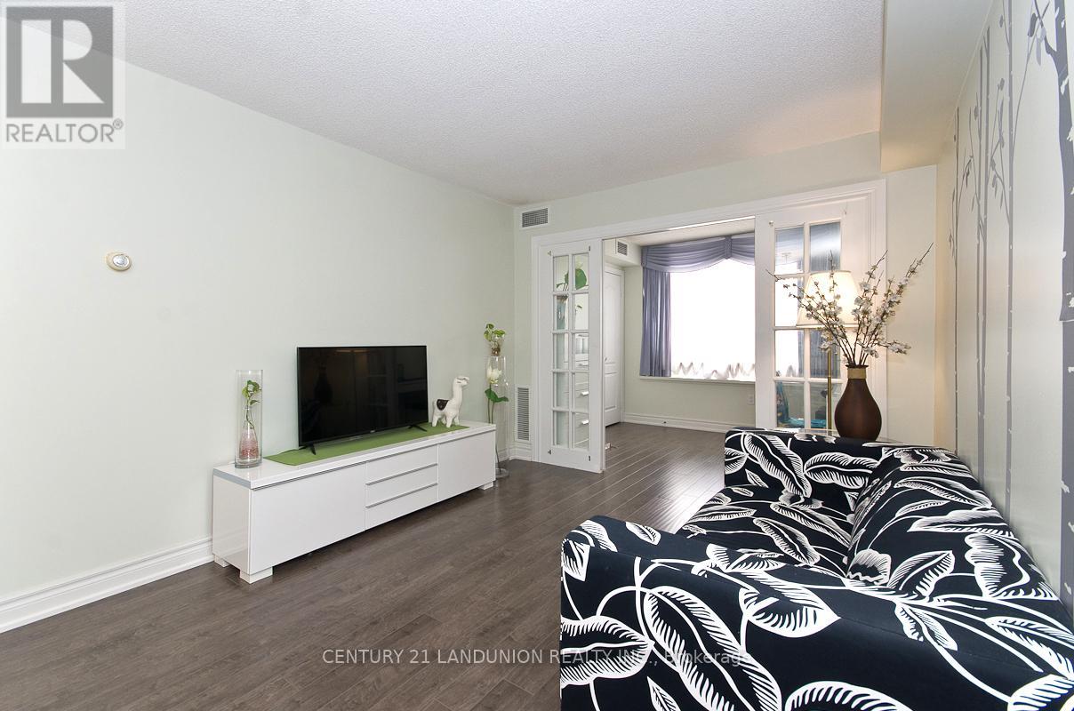 609 - 88 Grandview Way, Toronto, Ontario  M2N 6V6 - Photo 10 - C12097372