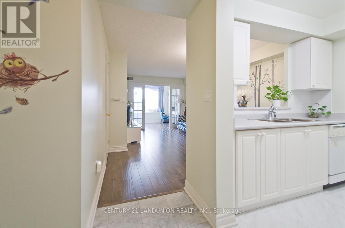 609 - 88 Grandview Way, Toronto, Ontario  M2N 6V6 - Photo 3 - C12097372