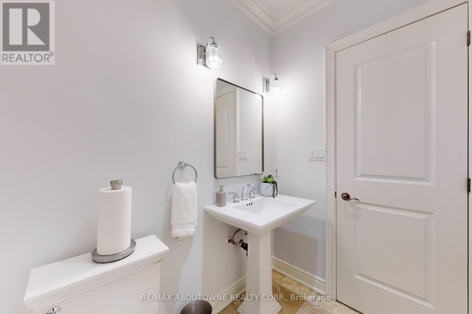 1175 Riverbank Way, Oakville, Ontario  L6H 6X4 - Photo 21 - W12097515