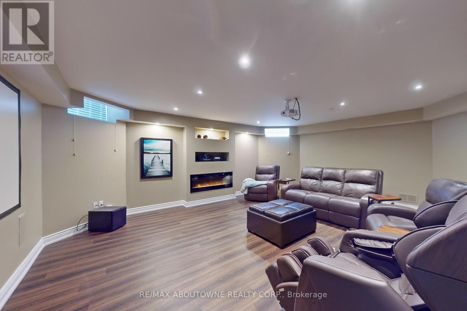 1175 Riverbank Way, Oakville, Ontario  L6H 6X4 - Photo 37 - W12097515