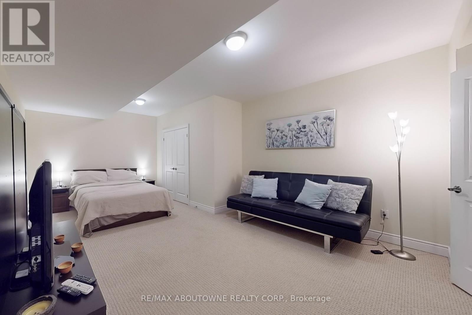 1175 Riverbank Way, Oakville, Ontario  L6H 6X4 - Photo 40 - W12097515