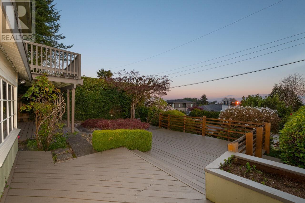 1125 Palmerston Avenue, West Vancouver, British Columbia  V7S 2J5 - Photo 2 - R2993125