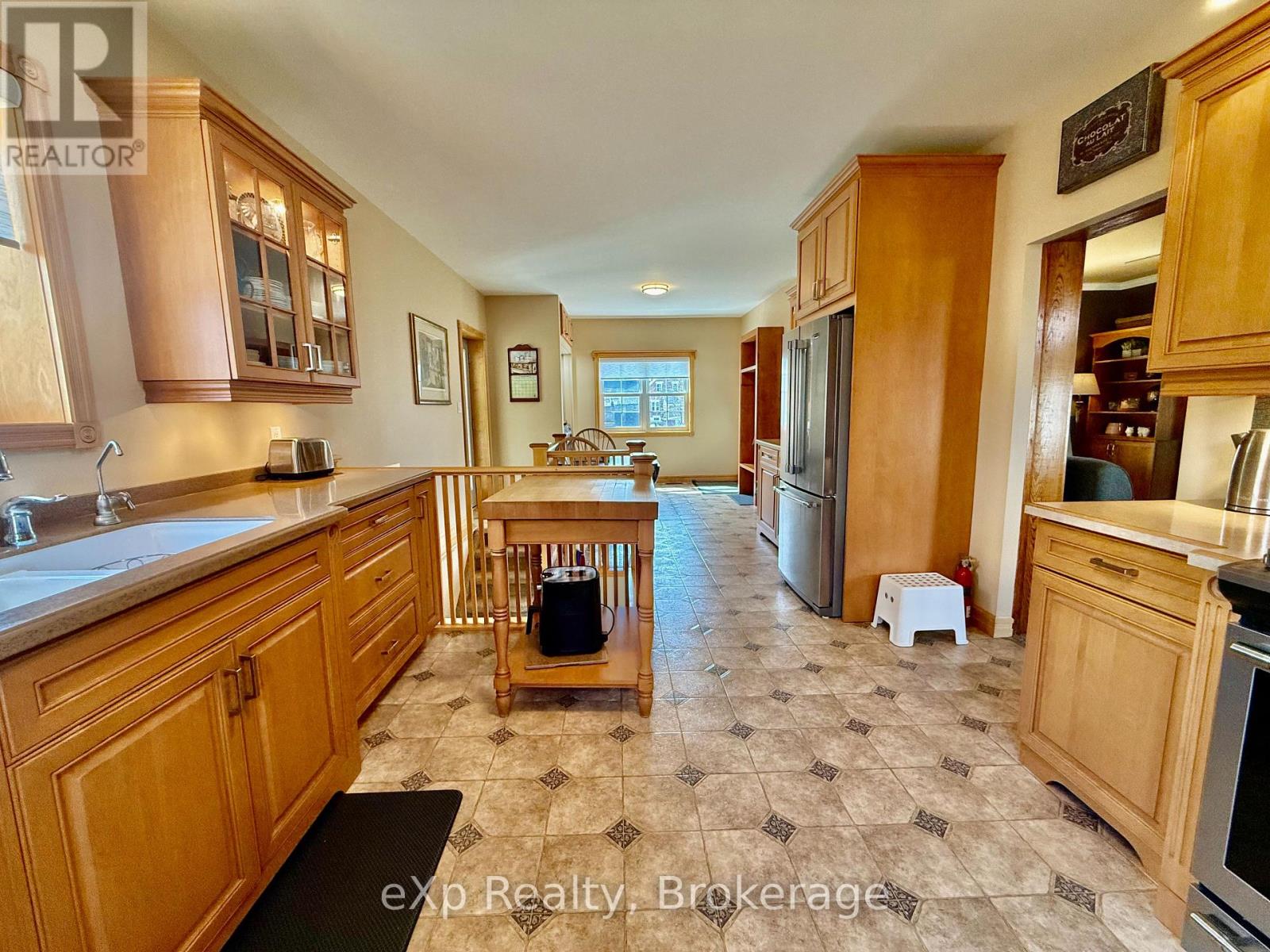 557 12th Avenue, Hanover, Ontario  N4N 2V4 - Photo 16 - X12097524