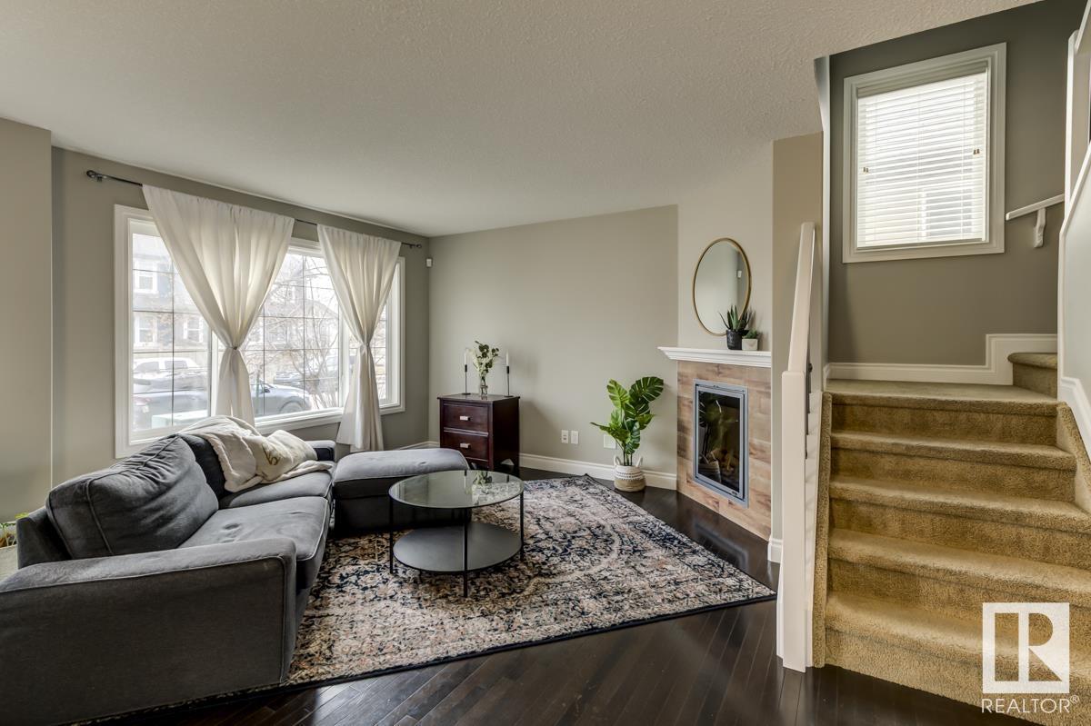 1856 30 St Nw, Edmonton, Alberta  T6T 0N6 - Photo 5 - E4431113