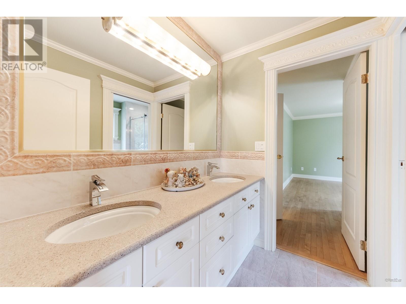 6718 Burns Street, Burnaby, British Columbia  V5E 1T4 - Photo 30 - R2991089