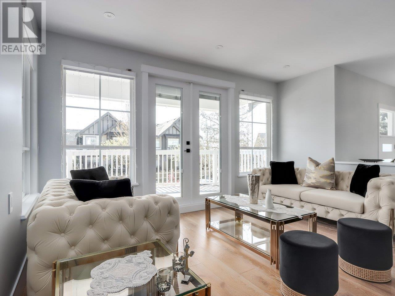 108 Sycamore Drive, Port Moody, British Columbia  V3H 0A8 - Photo 4 - R2993013