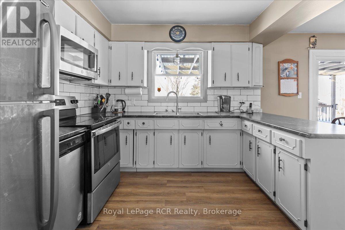 392158 Grey 109 Road, Southgate, Ontario  N0G 2A0 - Photo 13 - X12097544